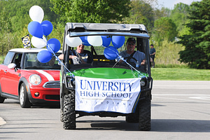 SeniorParade20200033