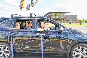 SeniorParade20200285